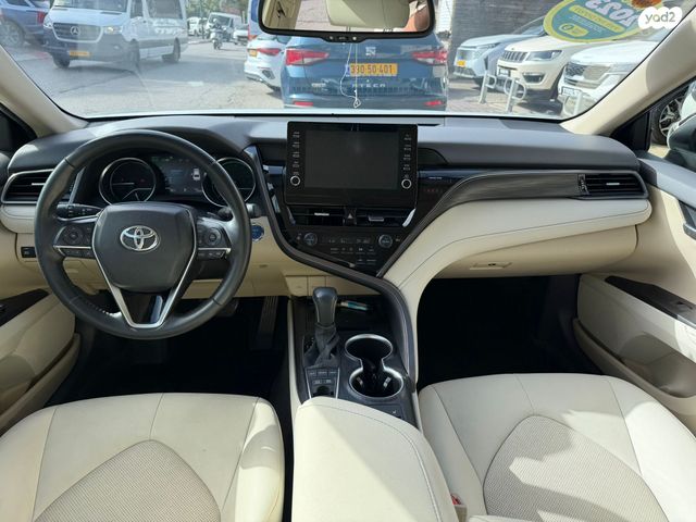 מודעת רכב טויוטה קאמרי 2