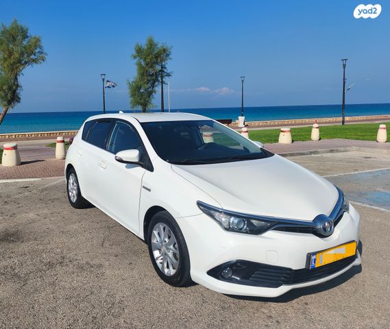 מודעת רכב טויוטה אוריס