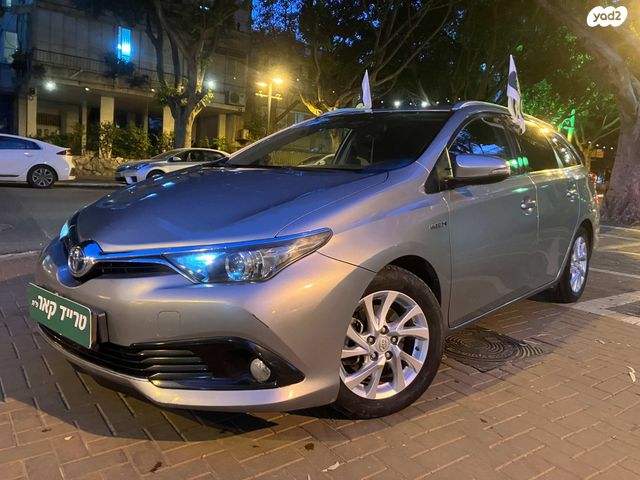 מודעת רכב טויוטה אוריס