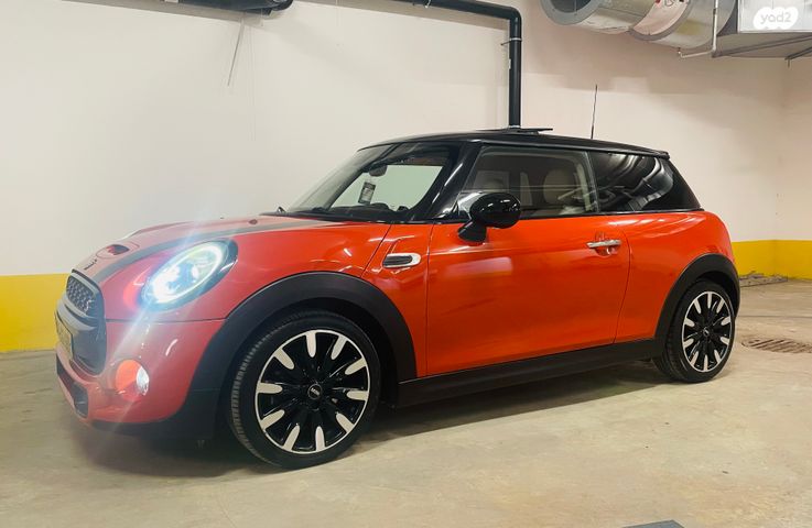 מודעת רכב מיני קופר