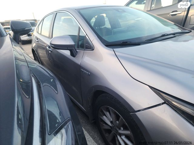 מודעת רכב טויוטה קורולה