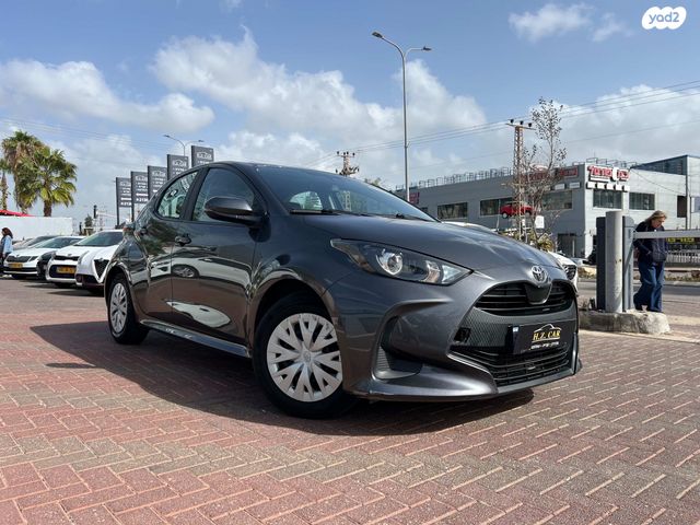 מודעת רכב טויוטה יאריס