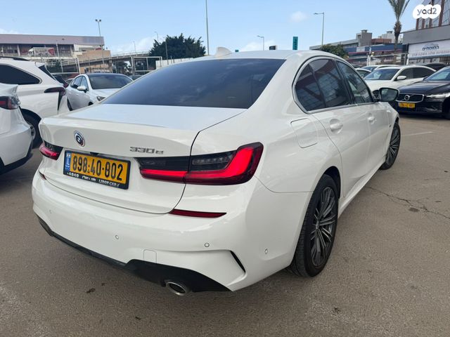 מודעת רכב ב מ וו סדרה 3 2