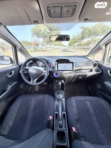 מודעת רכב הונדה ג'אז 2