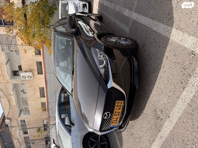 מודעת רכב מאזדה 2