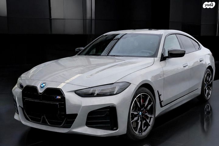 מודעת רכב ב מ וו i4