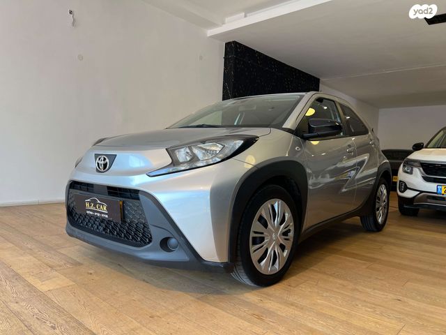 מודעת רכב טויוטה אייגו X