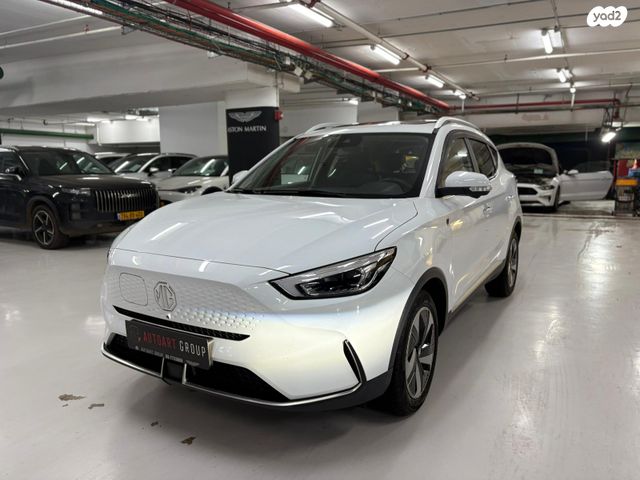 מודעת רכב אם ג'י ZS