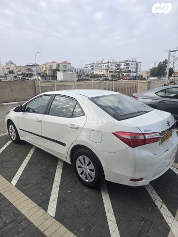 מודעת רכב טויוטה קורולה