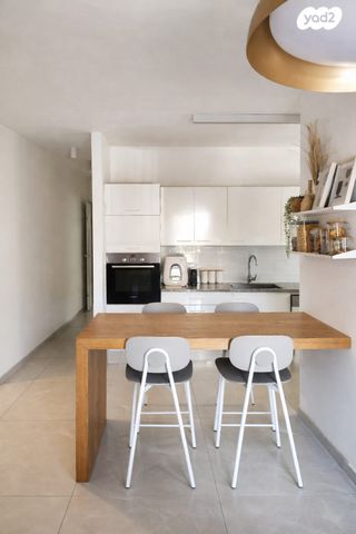 יוסף ספיר 60