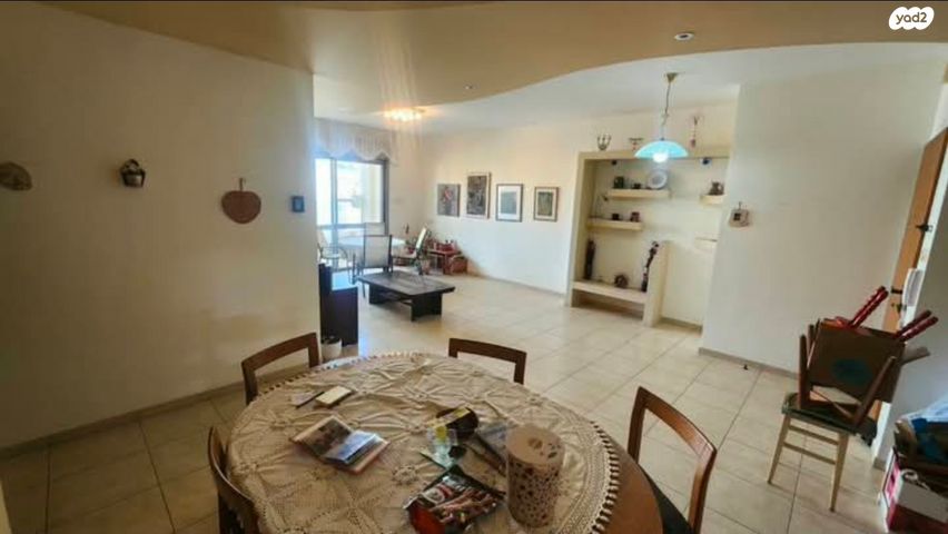 הרב קירשטיין 15