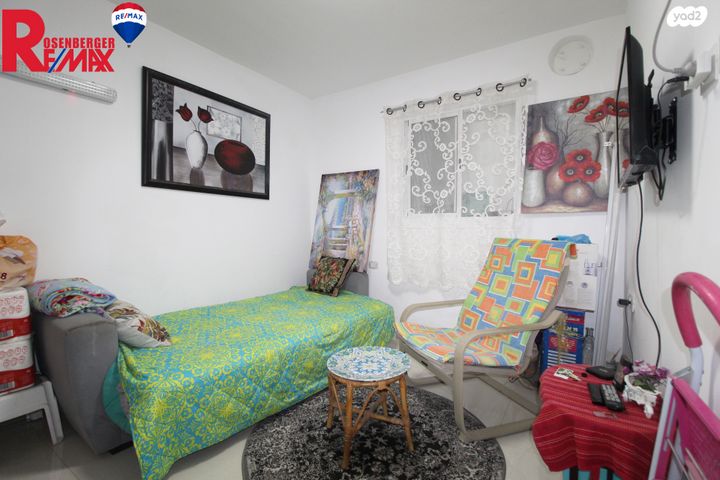 יוסף אהרונוביץ' 26