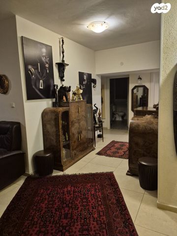 יטקובסקי אחים 3