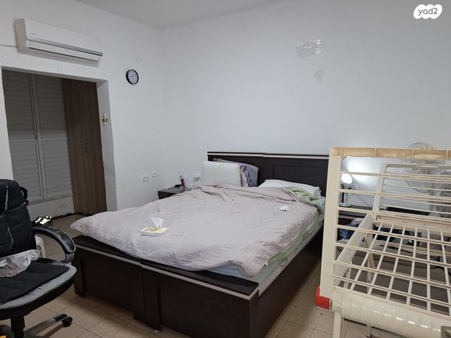 הרב אברהם יצחק הכהן קוק 18