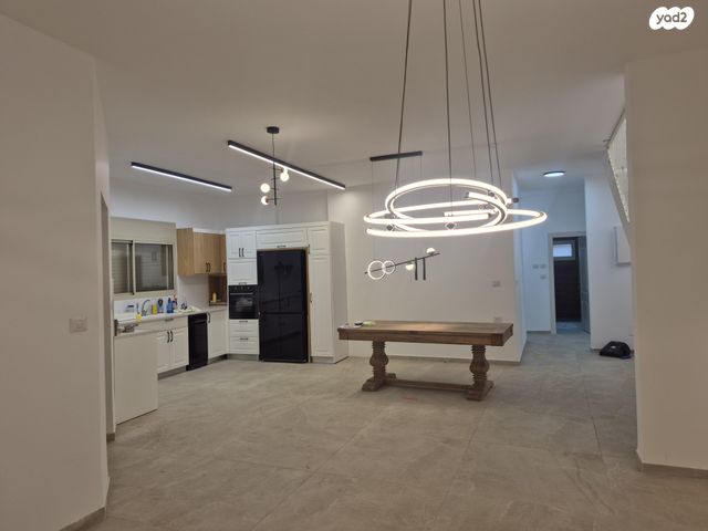 בני יהודה 48