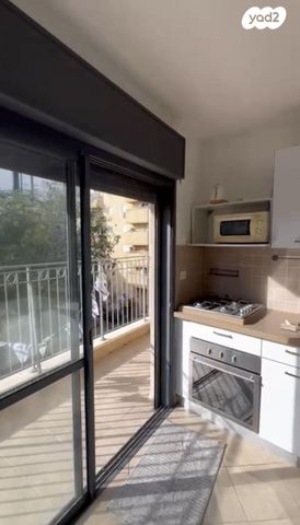 נחלת בנימין 144