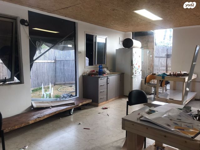 קיבוץ גלויות 15