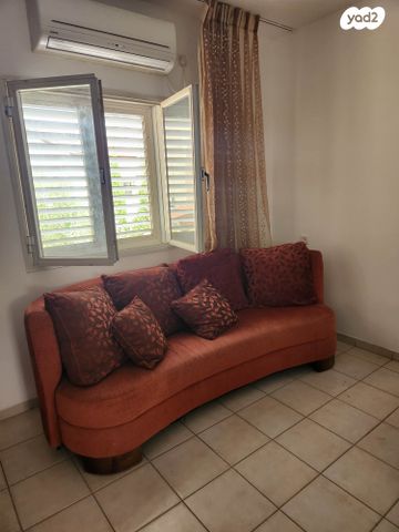 א.ד. גורדון 11