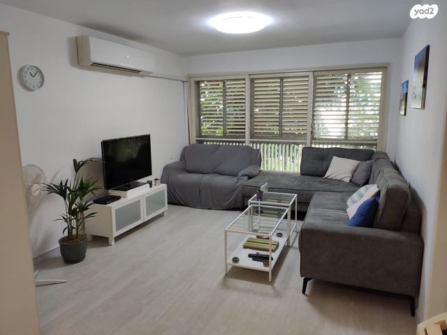 פאת השולחן 14