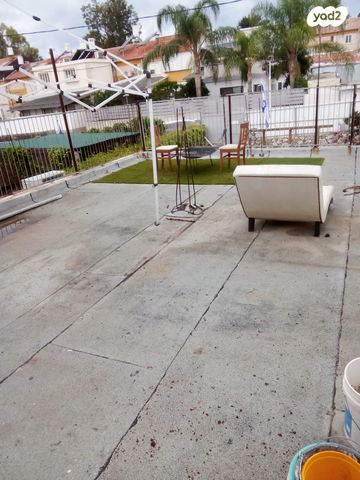 יהודה המכבי 10