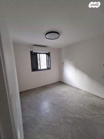 דרך זאב ז'בוטינסקי 41