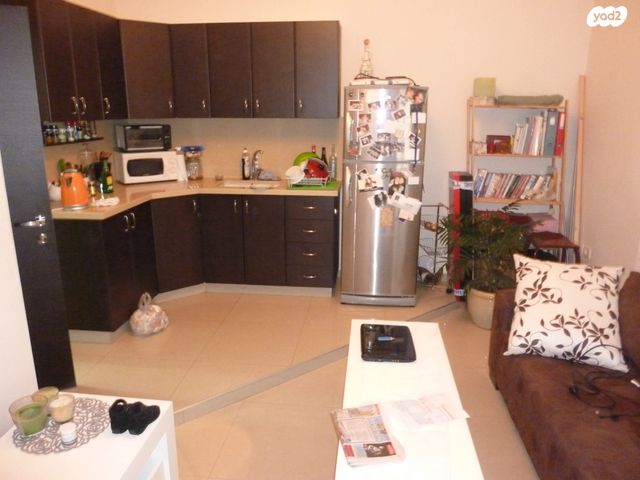 מנוחה ונחלה 43