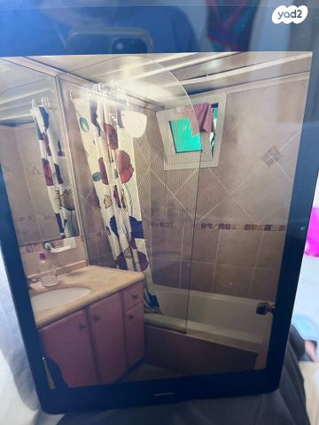 מלכת שבא 5203