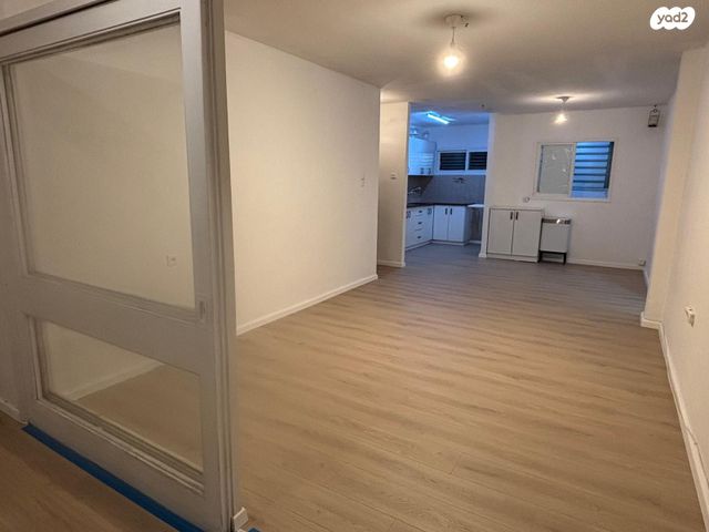 שדרות צה"ל 15