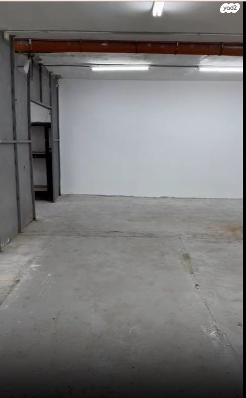 דרך זאב ז'בוטינסקי 105