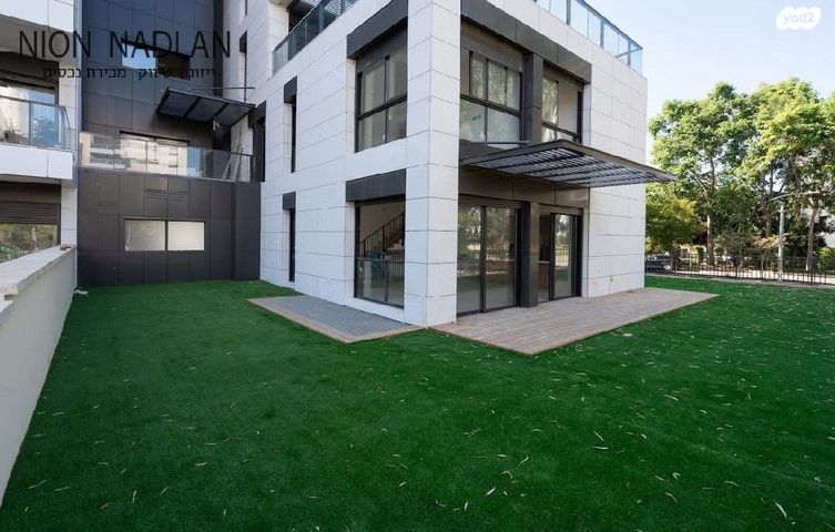 הרצליה הירוקה, נווה עובד