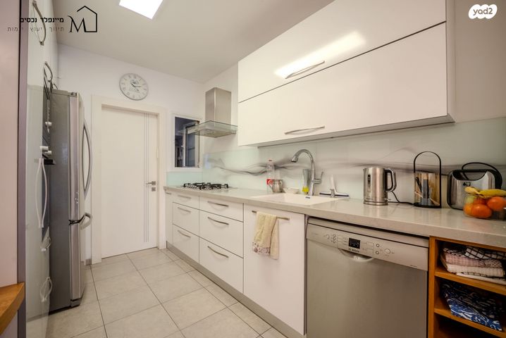 שמעון בן צבי 