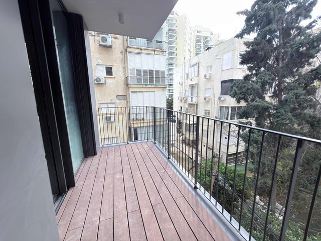 דירה למכירה בתל אביב יפו (תיווך) — 2