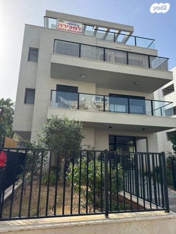 נחום סוקולוב 62