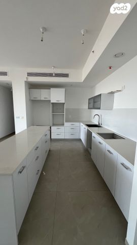 אהוד מנור 20