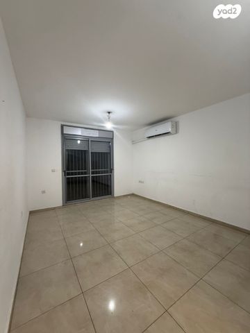 הרב יעקב אדלשטיין 