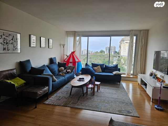 נווה אביבים