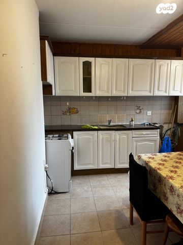 שדרות זלמן שז"ר 27