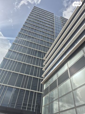 חנויות/ שטח מסחרי