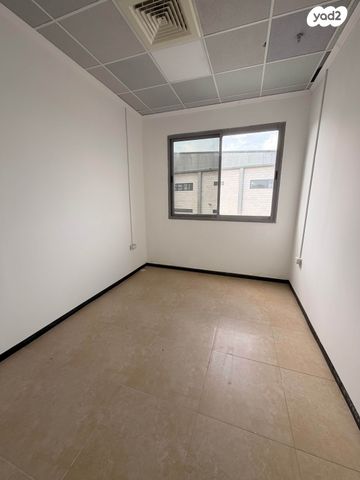 חלל עבודה משותף