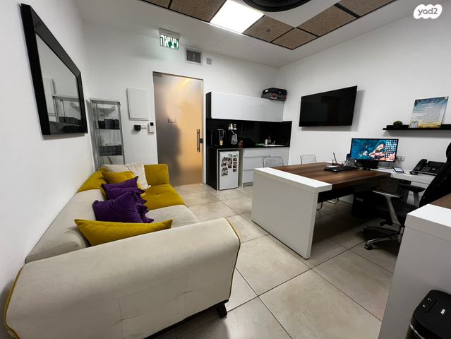 מודעת נכס, נווה גנים, קרית מוצקין