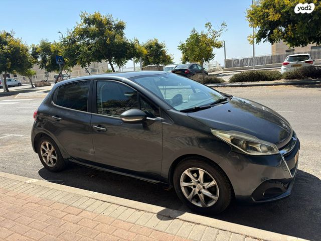 מודעת רכב פיג'ו 208