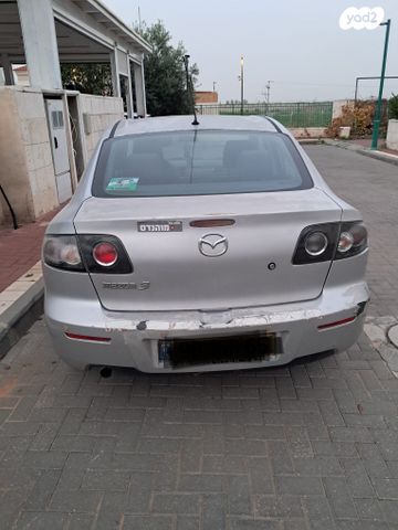 מודעת רכב מאזדה 3