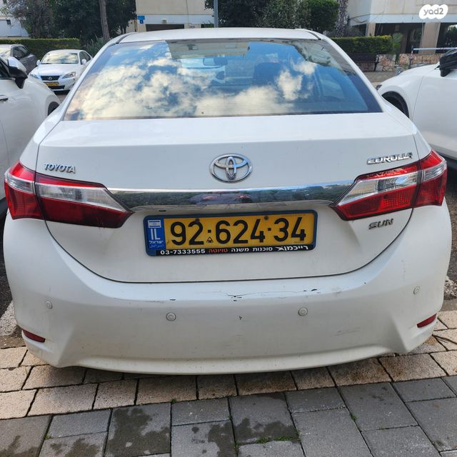 מודעת רכב טויוטה קורולה
