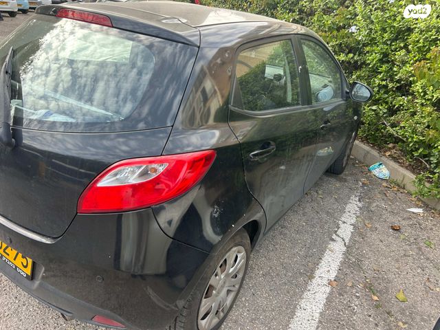 מודעת רכב מאזדה 2