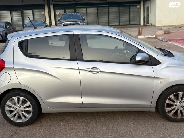 מודעת רכב שברולט ספארק