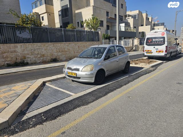 מודעת רכב טויוטה יאריס