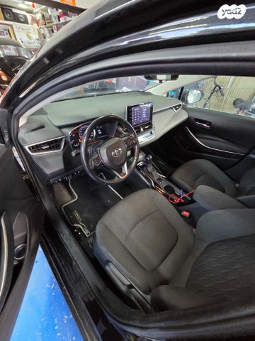 מודעת רכב טויוטה קורולה