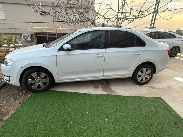 מודעת רכב סקודה ראפיד