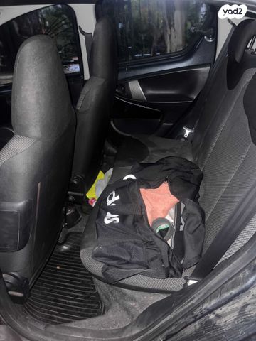 מודעת רכב טויוטה אייגו