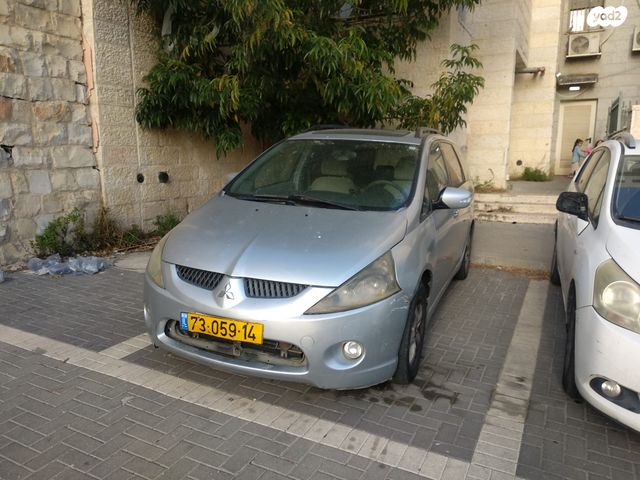 מודעת רכב מיצובישי גרנדיס